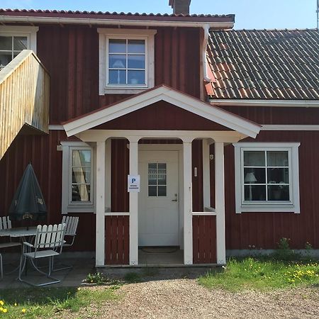 Augustas Bed & Breakfast Rattvik Luaran gambar