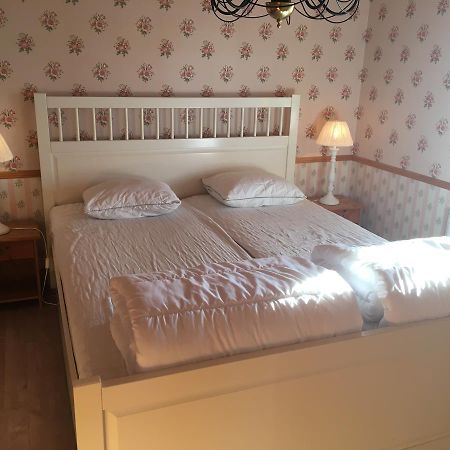 Augustas Bed & Breakfast Rattvik Luaran gambar