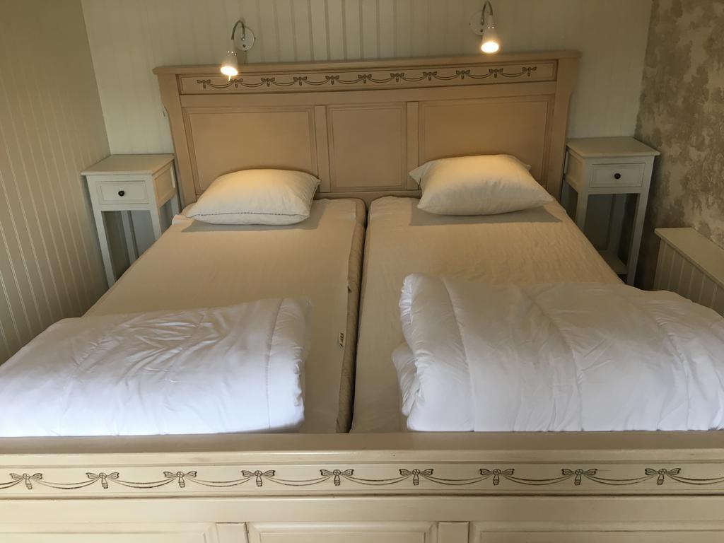 Augustas Bed & Breakfast Rattvik Luaran gambar