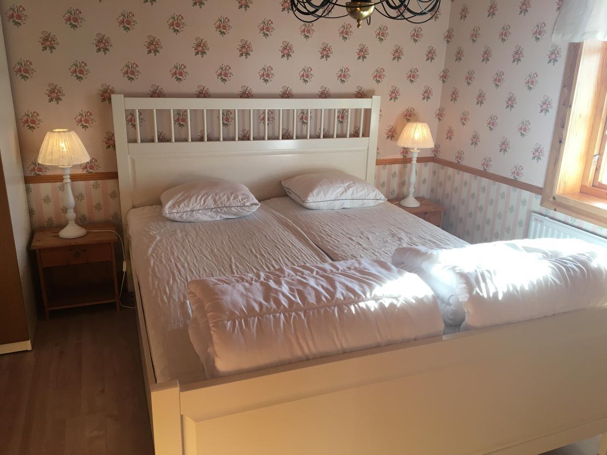 Augustas Bed & Breakfast Rattvik Luaran gambar